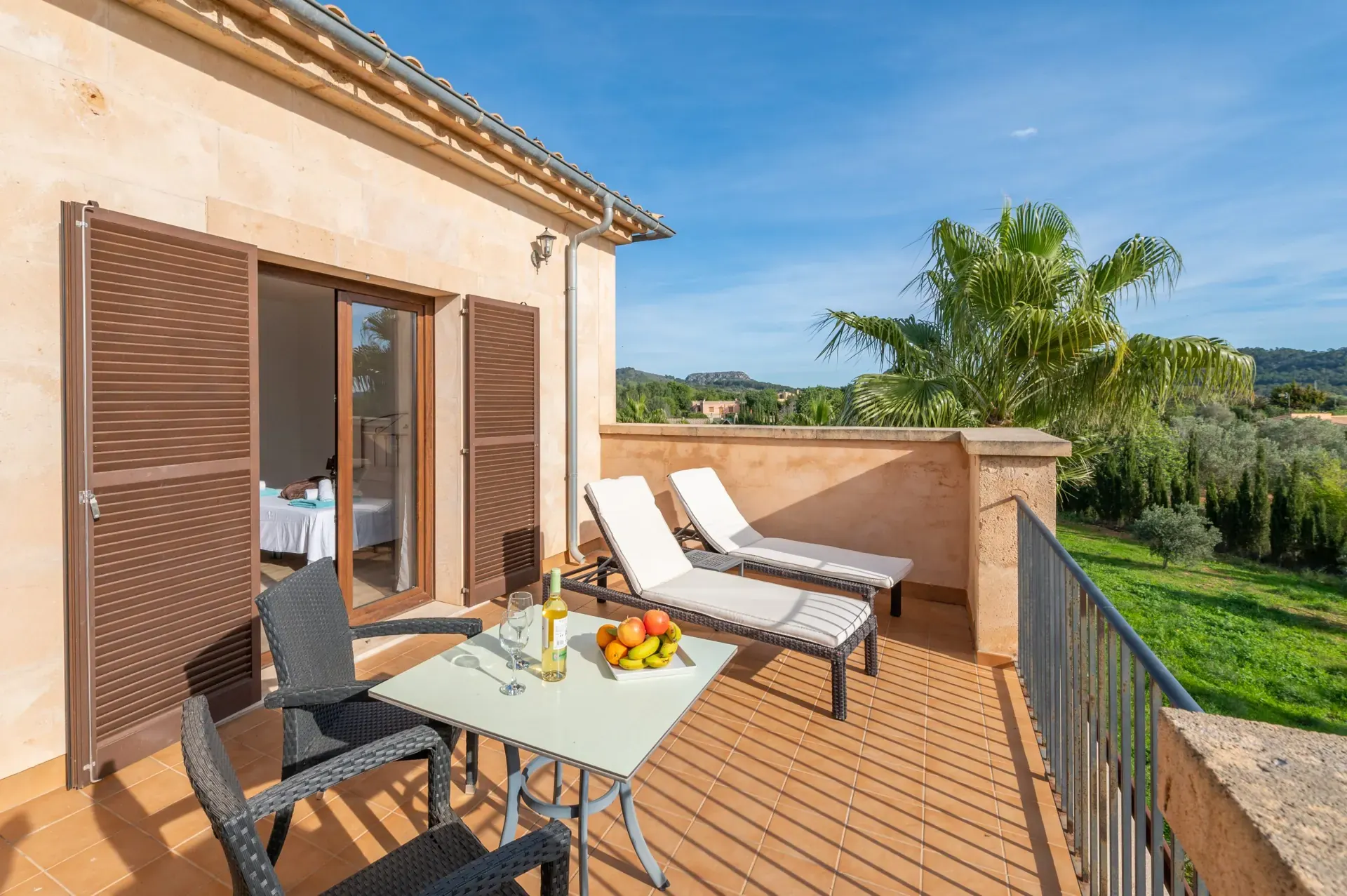 Apartamento de 2 habitaciones con terraza